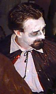 vampiretim.jpg (8605 bytes)